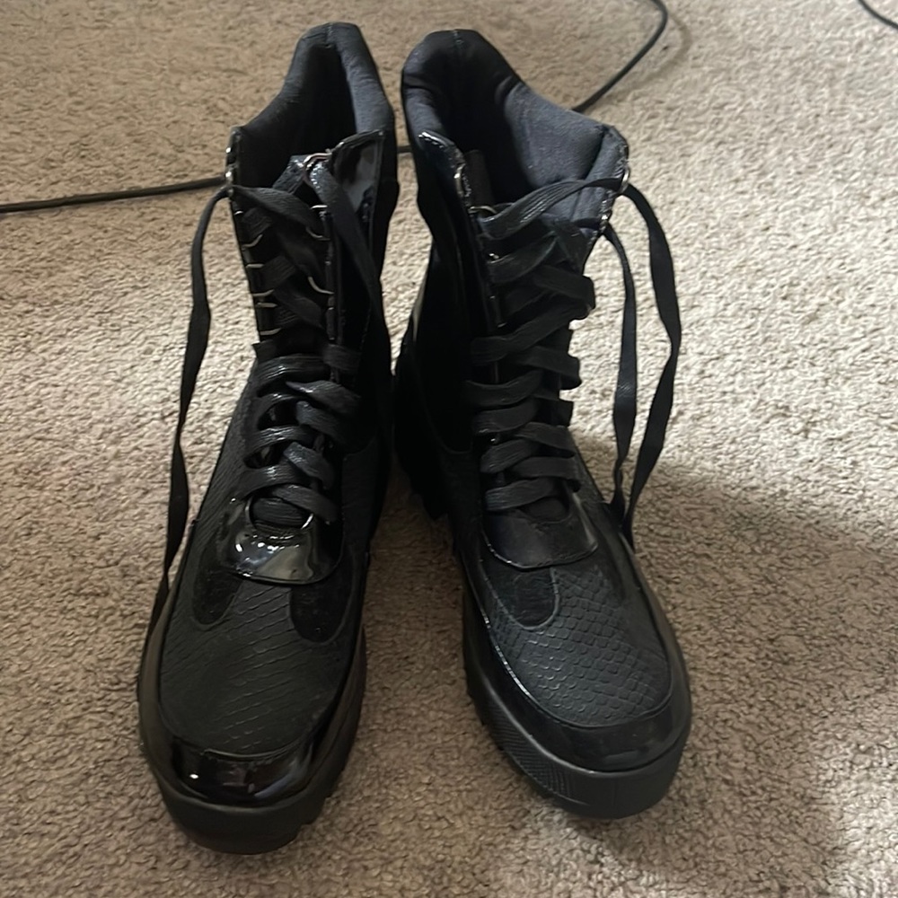 Cape Robbin boots
